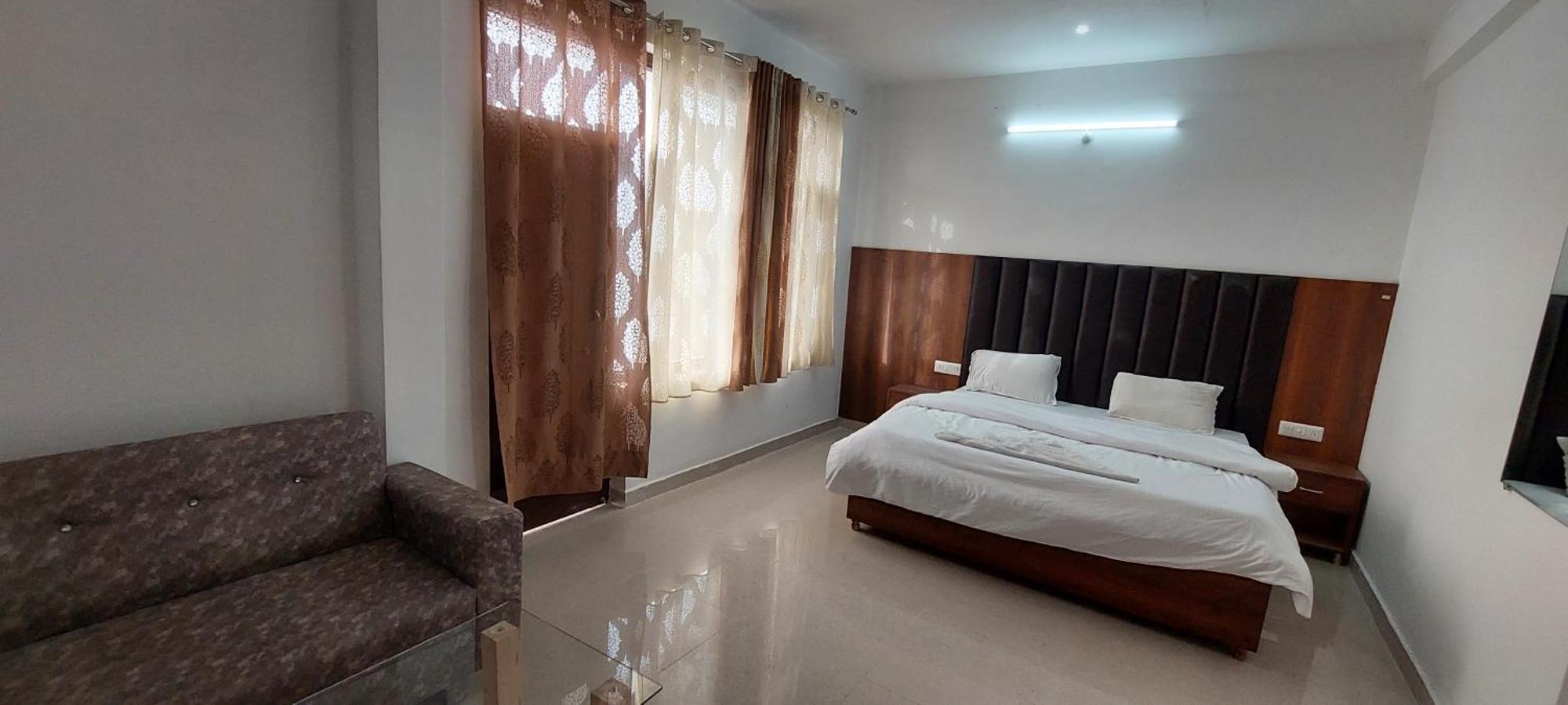 Peaceful Retreat Home Stay, Dalhousie Kültér fotó